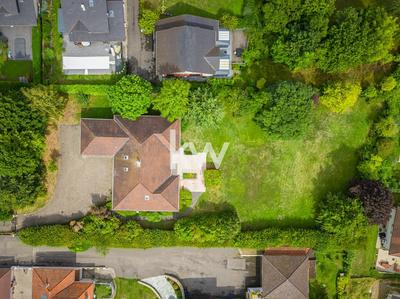 Maison - 424 m² - 9 pièces