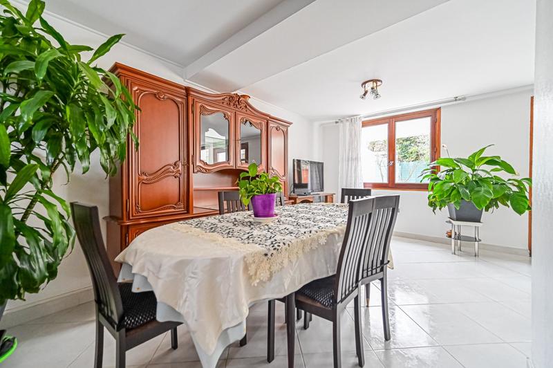 Maison - 105 m² - 5 pièces