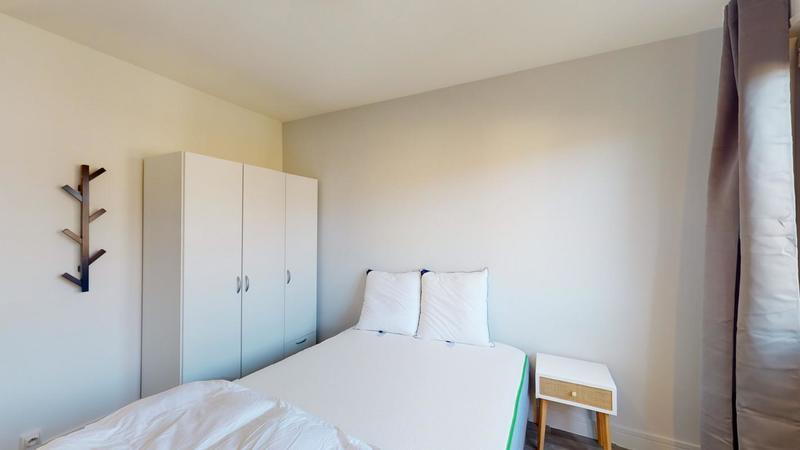 Appartement - 82 m² - 5 pièces