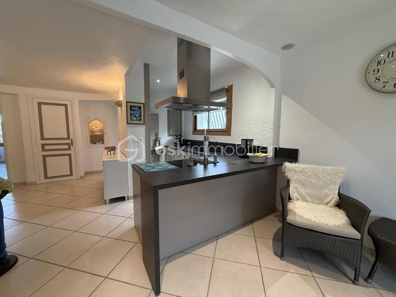 Maison traditionnelle - 110 m² - 4 pièces