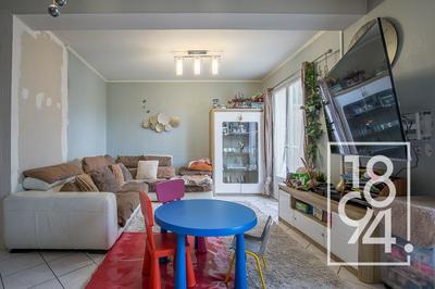 Maison - 101 m² - 5 pièces