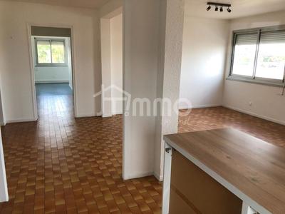 Bureau - 111 m² - 4 pièces