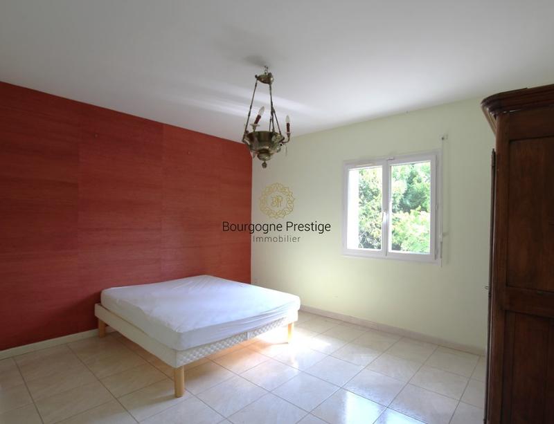 Propriété - 292 m² - 13 pièces