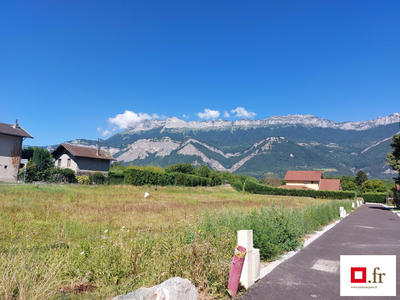 Terrain - 596 m²