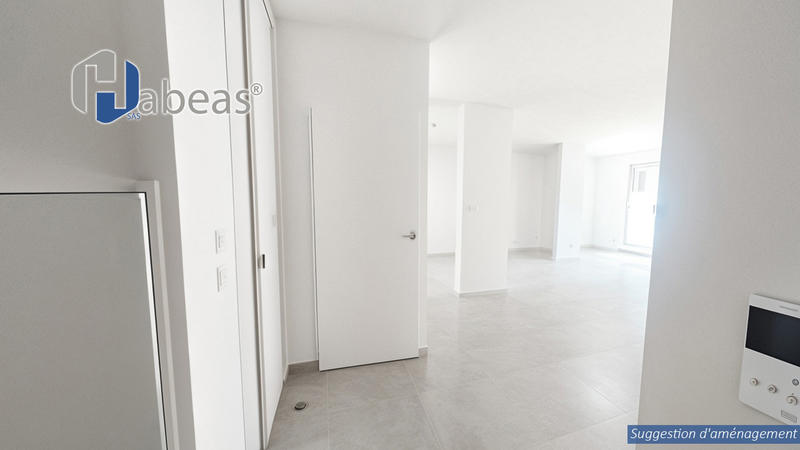 Appartement - 102 m² - 4 pièces