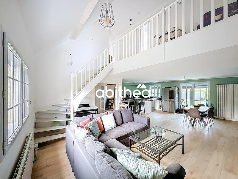 Maison - 155 m² - 6 pièces