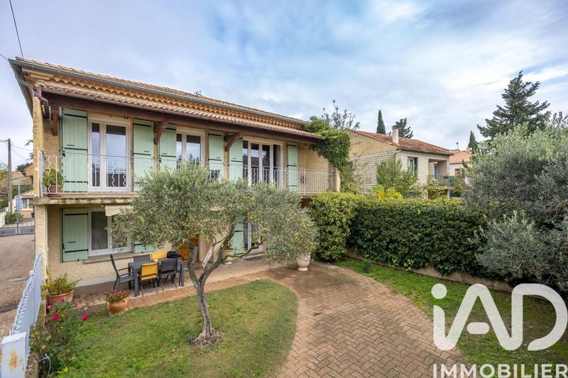 Maison - 200 m² - 6 pièces