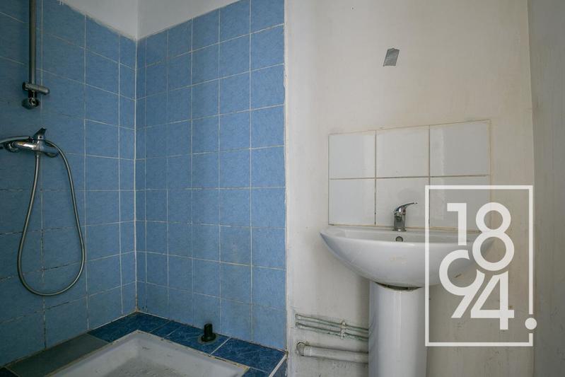 Immeuble - 153 m² - 10 pièces