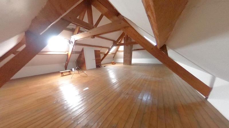 Propriété - 184 m² - 8 pièces