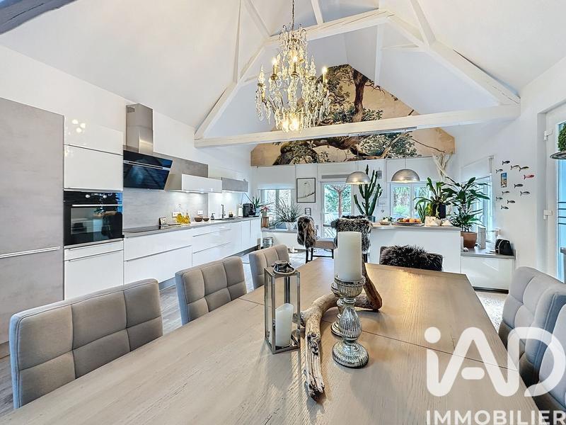 Maison - 150 m² - 5 pièces