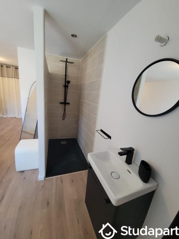 Appartement - 60 m² - 2 pièces