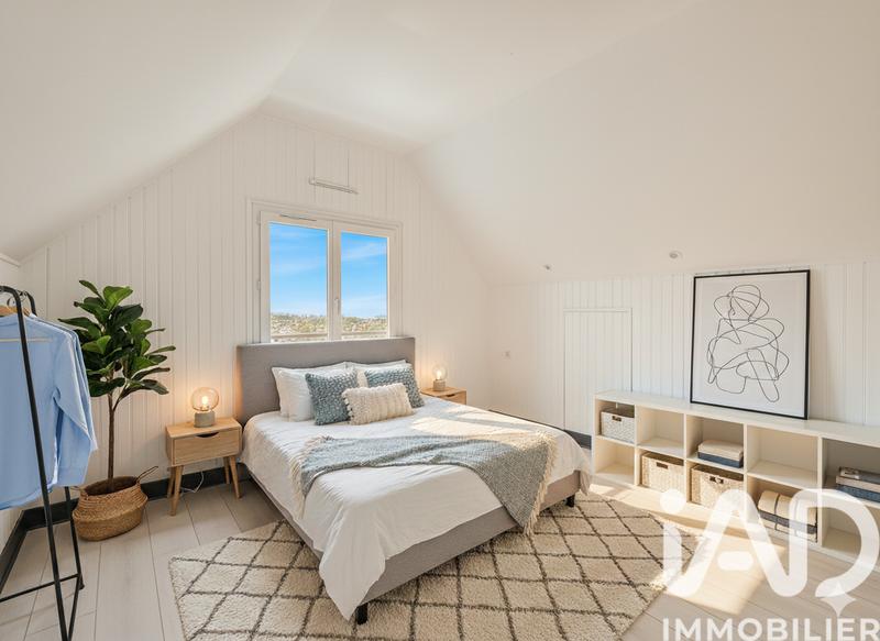 Maison - 96 m² - 4 pièces