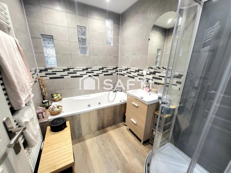 Maison - 150 m² - 5 pièces