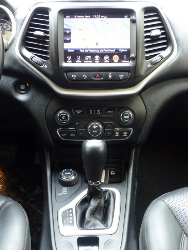 Jeep Cherokee 2.2l Multijet 200 Active Drive I Bva Overland avec Attelage