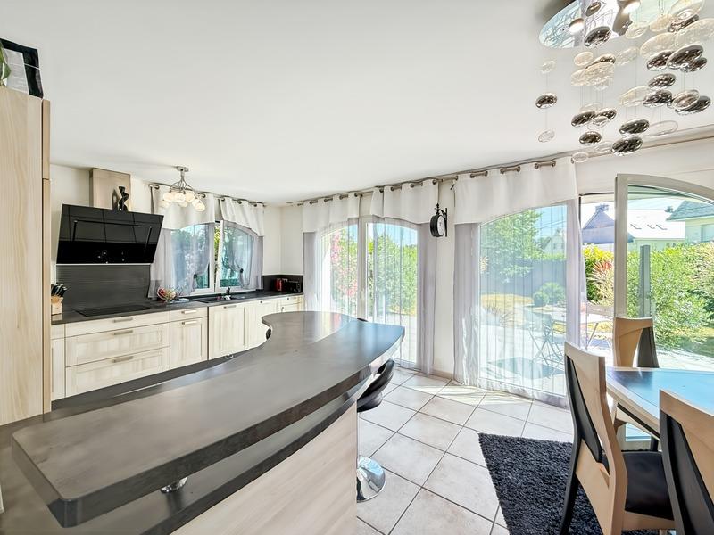 Maison - 140 m² - 7 pièces