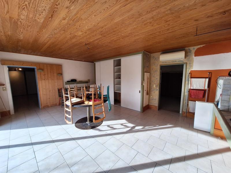 Maison traditionnelle - 86 m² - 5 pièces