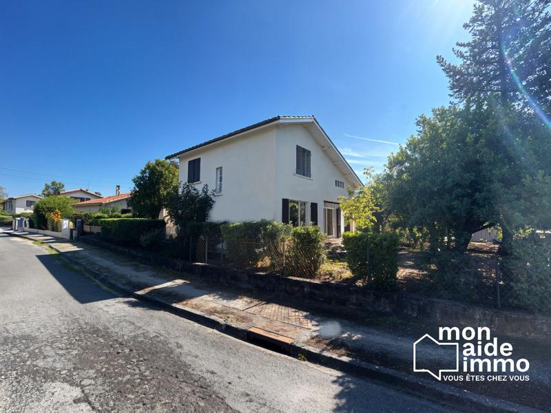 Maison - 100 m² - 5 pièces