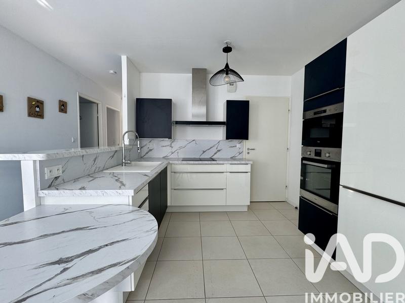 Appartement - 60 m² - 3 pièces