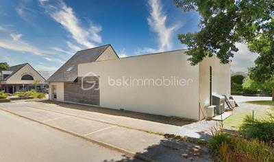 Local commercial - 270 m² - 12 pièces