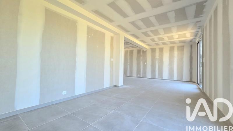 Maison - 108 m² - 4 pièces