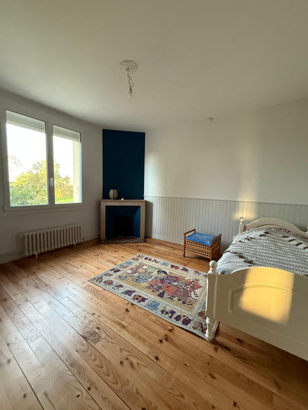 Maison - 203 m² - 9 pièces