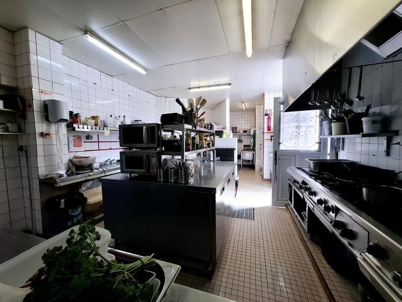 Fonds de commerce - Hôtellerie / Restauration - 180 m²