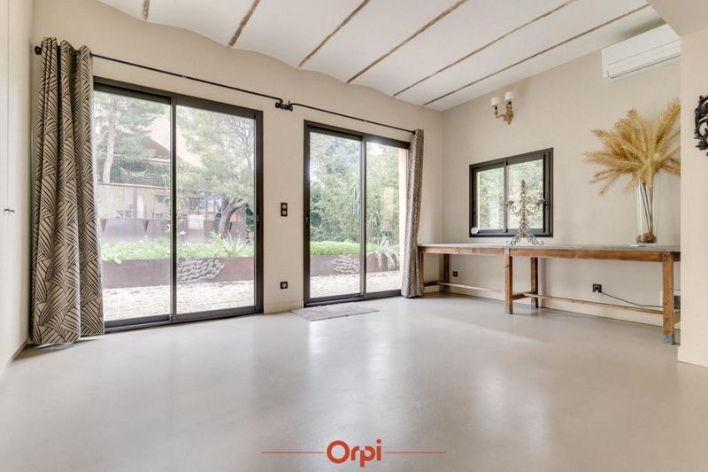 Maison - 199 m² - 5 pièces