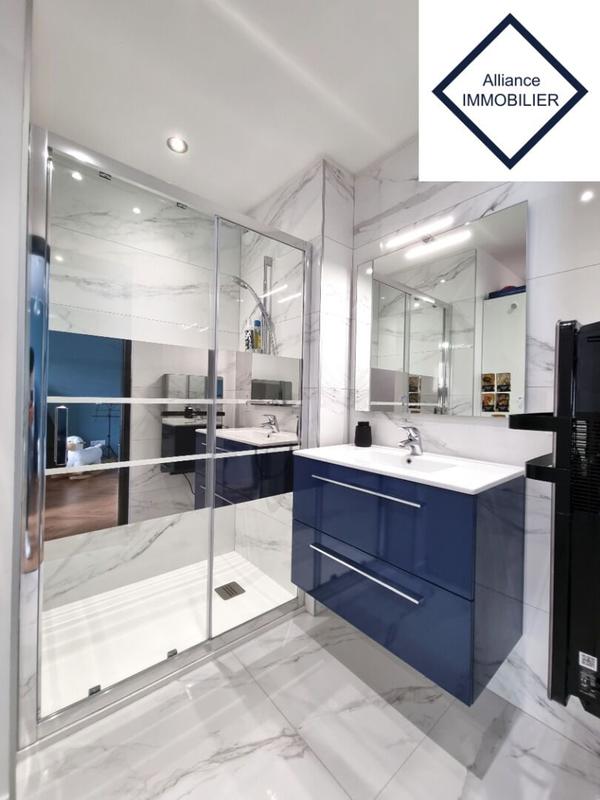 Maison - 198 m² - 6 pièces