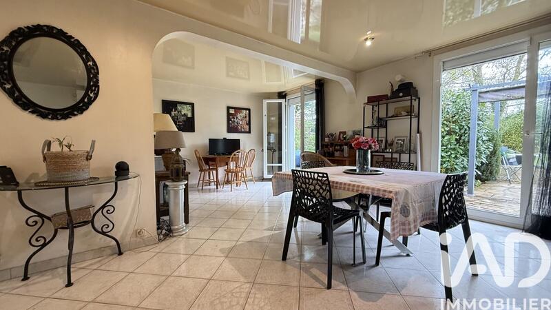 Maison - 131 m² - 7 pièces