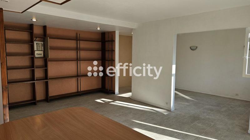 Appartement - 97 m² - 5 pièces