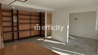 Appartement - 97 m² - 5 pièces