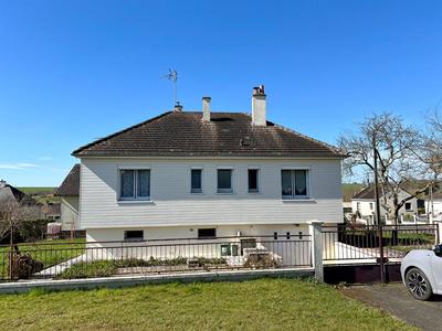 Maison - 75 m² - 5 pièces