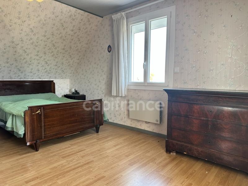 Maison - 179 m² - 9 pièces