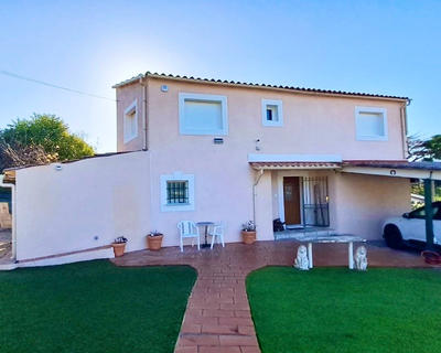 Villa - 245 m² - 6 pièces