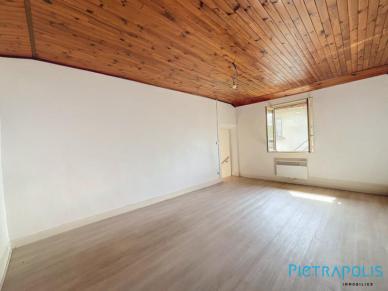 Maison contemporaine - 194 m² - 10 pièces