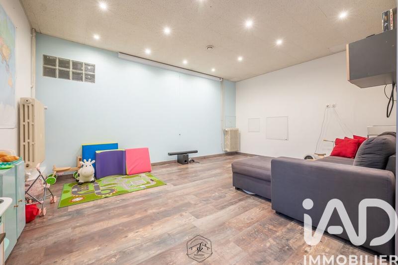 Maison de ville - 201 m² - 7 pièces