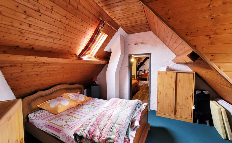 Maison - 82 m² - 6 pièces