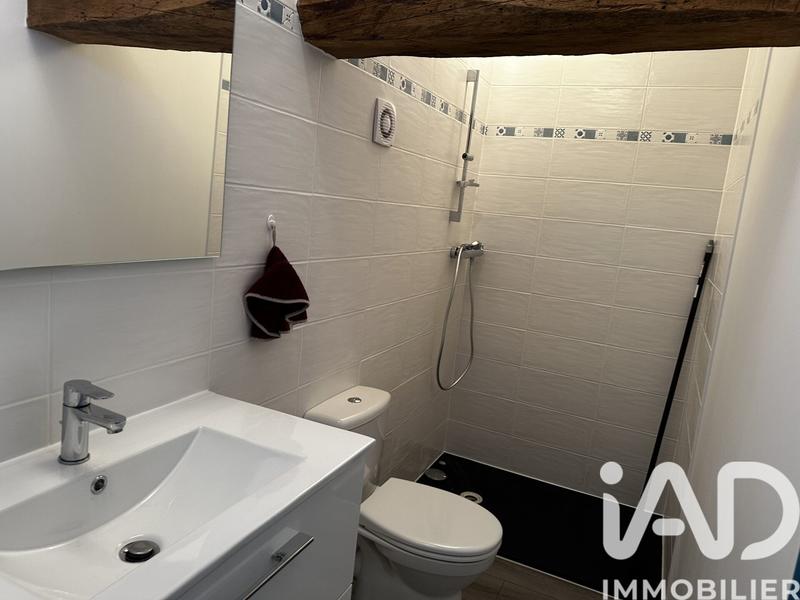 Maison - 300 m² - 8 pièces