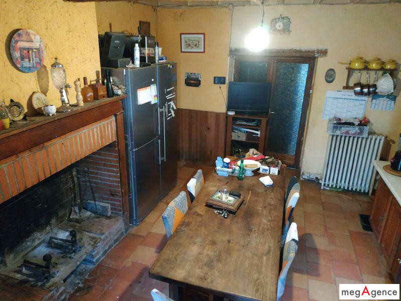 Maison - 264 m² - 9 pièces