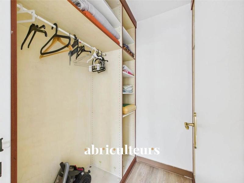 Appartement ancien - 86 m² - 3 pièces