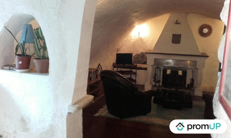 Maison ancienne - 239 m² - 18 pièces