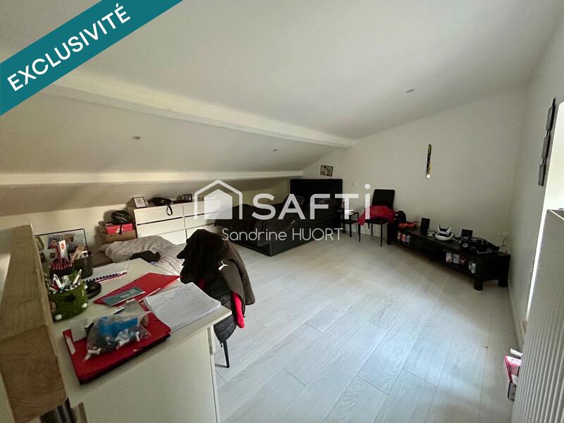 Maison - 283 m² - 10 pièces