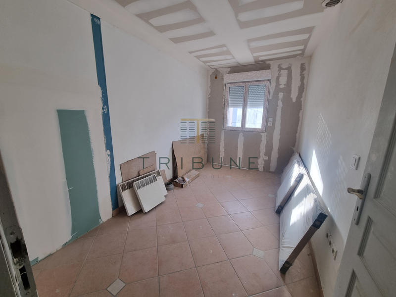 Immeuble - 190 m² - 6 pièces