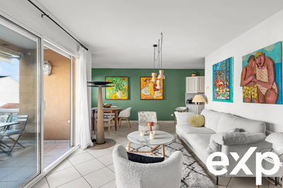 Appartement - 90 m² - 4 pièces