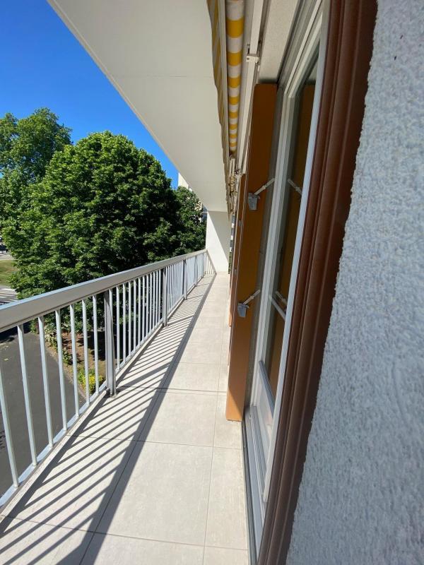 Appartement - 90 m² - 3 pièces