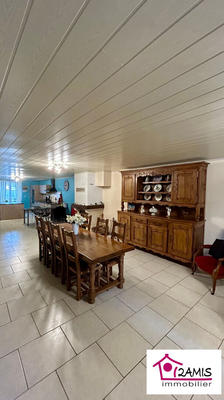 Maison - 193 m² - 8 pièces