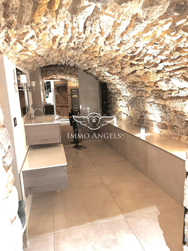 Maison ancienne - 289 m² - 11 pièces