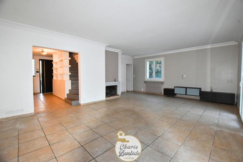 Villa - 275 m² - 9 pièces