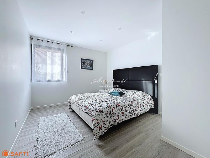 Maison - 217 m² - 5 pièces