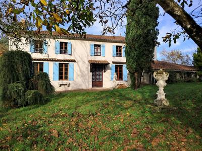 Maison ancienne - 150 m² - 5 pièces